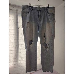 Old Navy OG Straight Women's Size 18 Light Blue Distressed Cut Off Jeans